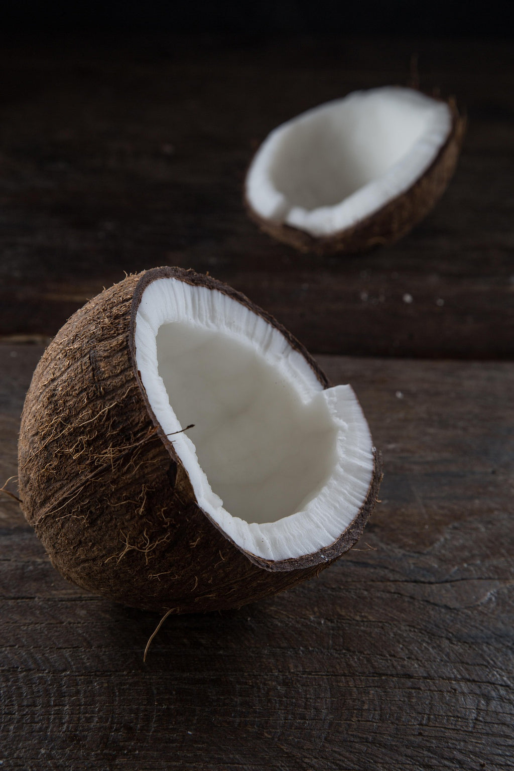 Very Respectfully — Coconut Milk, Sandalwood & Freesia Candle